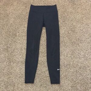 Nike black women’s dri-fit leggings